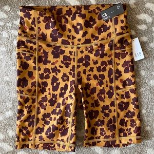 NWT! Leopard GapFit Blackout Biker Shorts